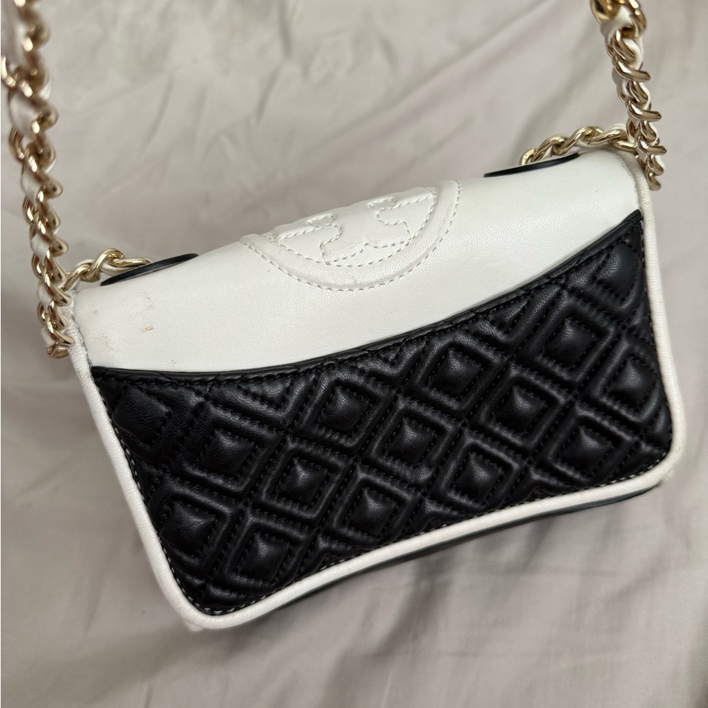 Tory Burch Fleming Leather Crossbody Convertible purse